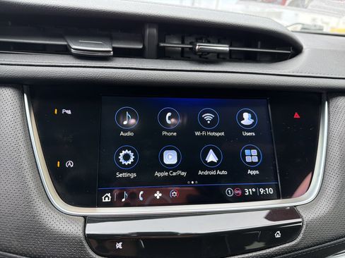 Used 2022 Cadillac XT5 Premium Luxury image 17