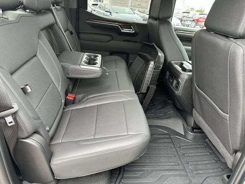 Used 2024 GMC Sierra 1500 Elevation w/ Elevation Premium Package AWD/4WD image 29
