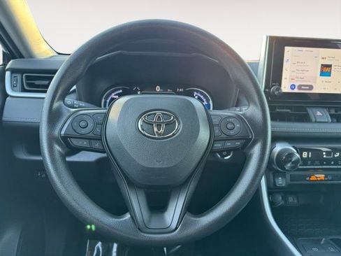 Certified 2025 Toyota RAV4 XLE AWD/4WD image 22