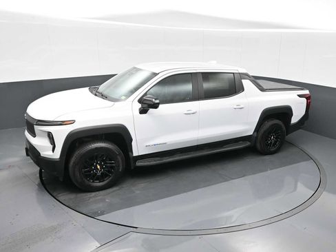 New 2024 Chevrolet Silverado EV W/T AWD/4WD image 15