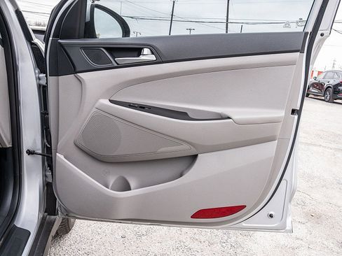 Used 2019 Hyundai Tucson SE image 13