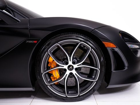 Used 2022 McLaren 720S Spider RWD image 22