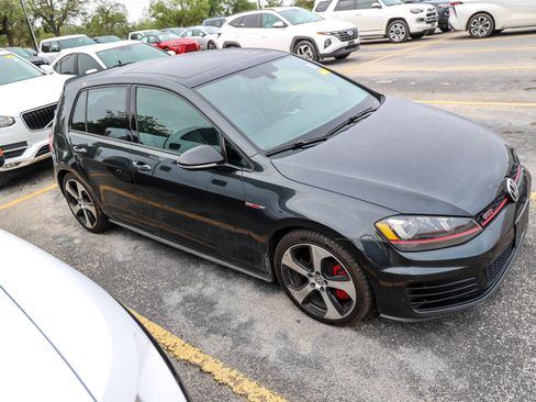 Used 2016 Volkswagen GTI Autobahn w/ Lighting Package (SEL) FWD image 8