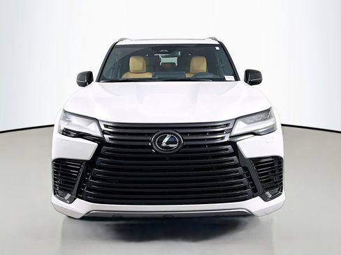 New 2026 Lexus LX 700h Luxury image 2