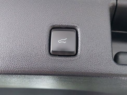 Used 2024 Ford Escape ST-Line image 13