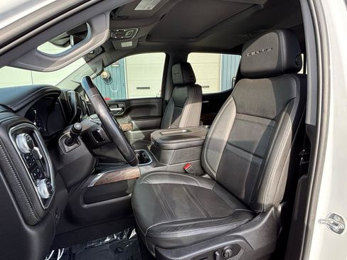 Used 2022 GMC Sierra 1500 Denali w/ Driver Alert Package II image 12