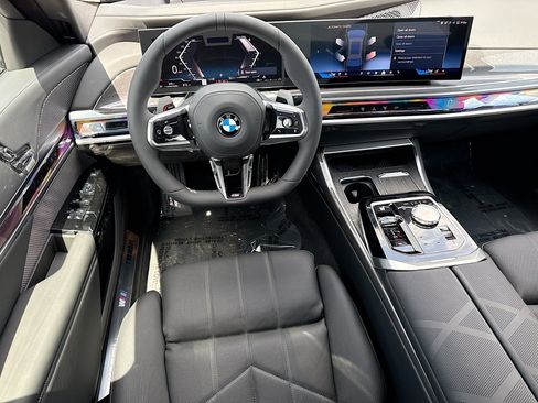 New 2026 BMW 760i xDrive w/ Executive Package AWD/4WD image 17