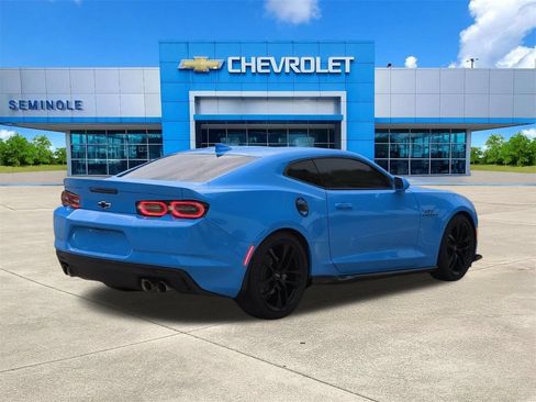 Used 2023 Chevrolet Camaro LT w/ Technology Package RWD image 4