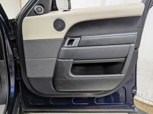 Used 2020 Land Rover Range Rover Sport HSE image 24