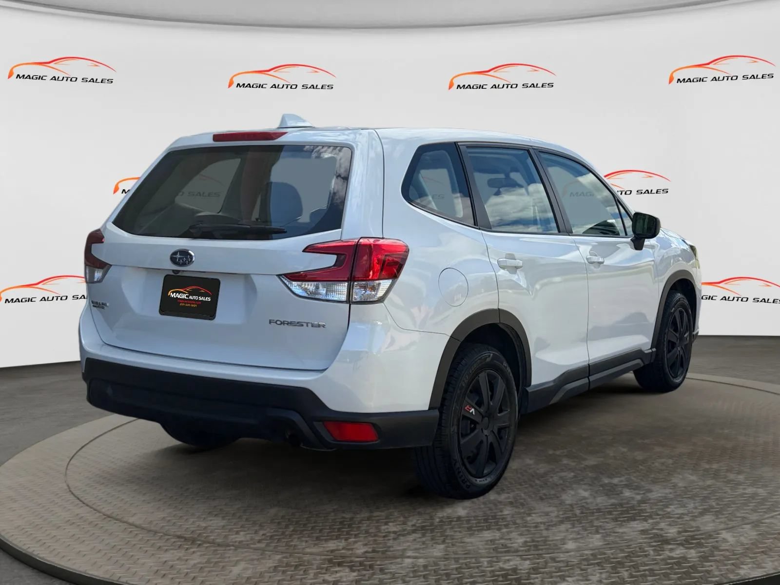 Used 2022 Subaru Forester AWD/4WD image 10