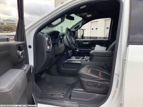 Used 2023 GMC Sierra 2500 AT4 w/ Gooseneck/5TH Wheel Package image 12