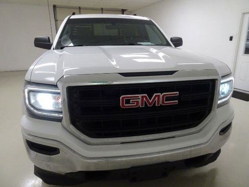 Used 2018 GMC Sierra 1500 2WD Regular Cab image 9