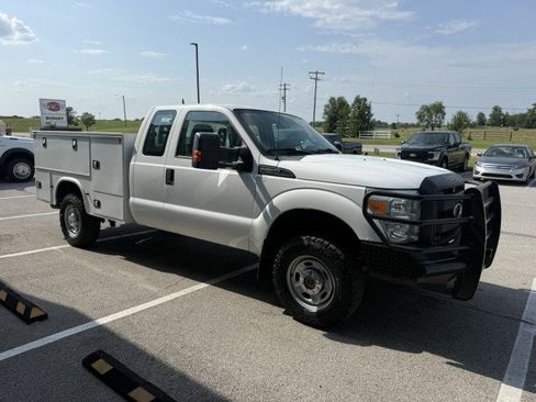 Used 2015 Ford F350 XL AWD/4WD image 3