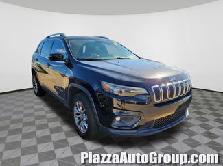 Used 2019 Jeep Cherokee Latitude Plus w/ Cold Weather Group AWD/4WD video 1