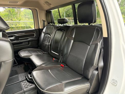 Used 2020 RAM 3500 Laramie RWD image 21