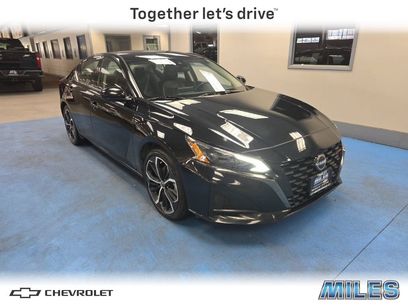 Used 2024 Nissan Altima 2.5 SR