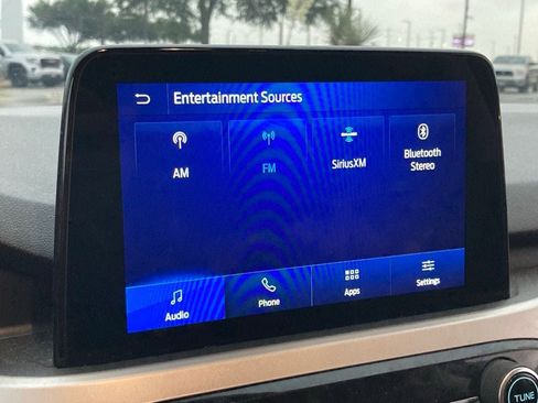 Used 2021 Ford Escape SE image 17