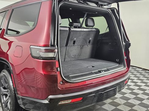 New 2026 Jeep Grand Wagoneer Limited AWD/4WD image 15