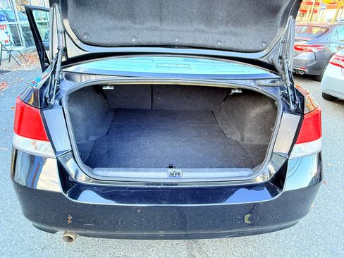 Used 2013 Subaru Legacy 2.5i Premium image 35