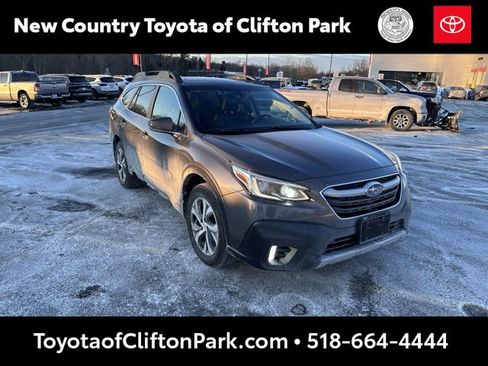 Used 2021 Subaru Outback Limited image 1