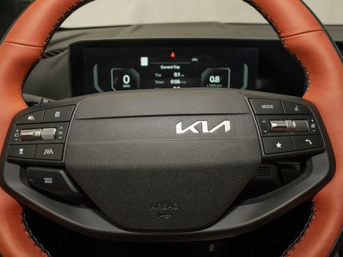 New 2026 Kia Sportage SX image 14