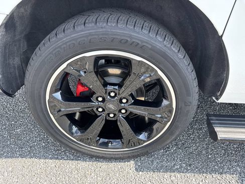 Used 2023 Ford Expedition Max Limited RWD image 17