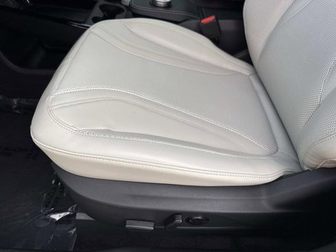 Used 2024 Ford Mustang Mach-E Premium image 31