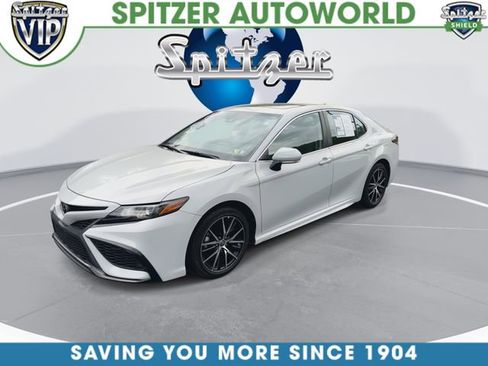 Used 2023 Toyota Camry SE FWD image 5