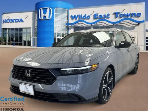 Certified 2025 Honda Accord Sport image 1