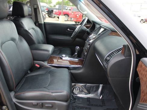 Used 2017 Nissan Armada Platinum w/ Captain Seat Package AWD/4WD image 8