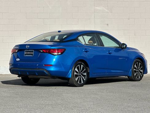 Used 2025 Nissan Sentra SV w/ SV Premium Package FWD image 3