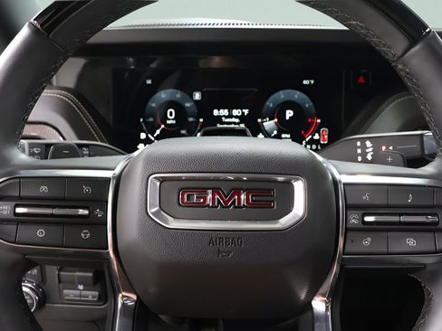 Used 2026 GMC Yukon XL Elevation w/ Elevation Premium Package AWD/4WD image 12