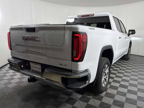 Used 2025 GMC Sierra 1500 SLT AWD/4WD image 6