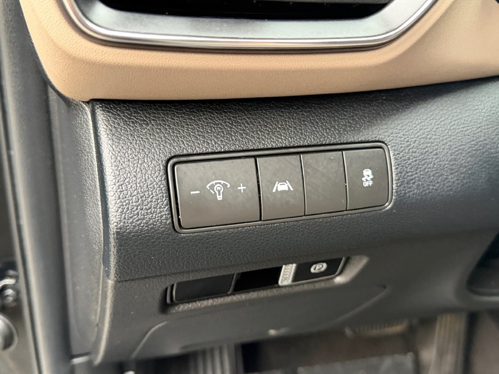 Used 2022 Hyundai Santa Fe SEL AWD/4WD image 29