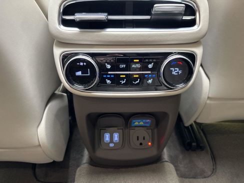 Used 2024 Genesis GV80 3.5T Advanced AWD/4WD image 28