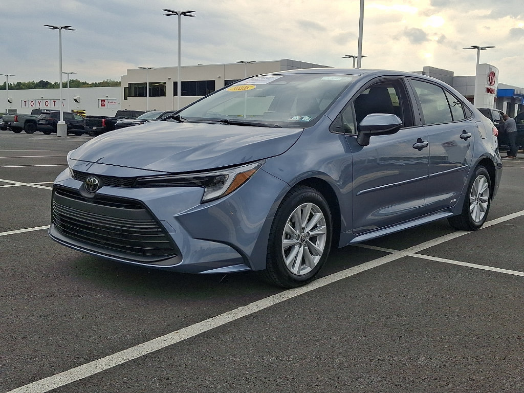 Certified 2026 Toyota Corolla LE w/ LE Premium Package AWD/4WD image 3