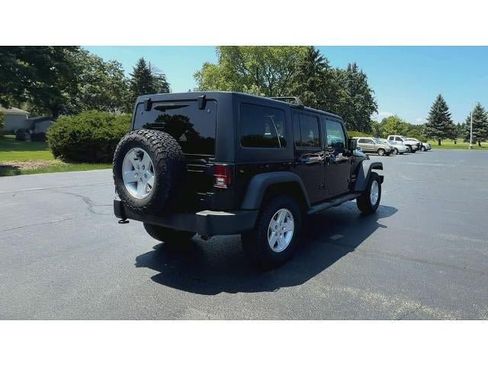 Used 2017 Jeep Wrangler Unlimited Sport w/ Quick Order Package 24S AWD/4WD image 8