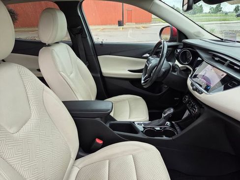 Used 2021 Buick Encore GX Essence w/ Advanced Technology Package AWD/4WD image 33
