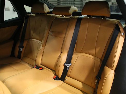 Used 2021 Lexus LS 500 AWD w/ Accessory Package (Z1) image 29
