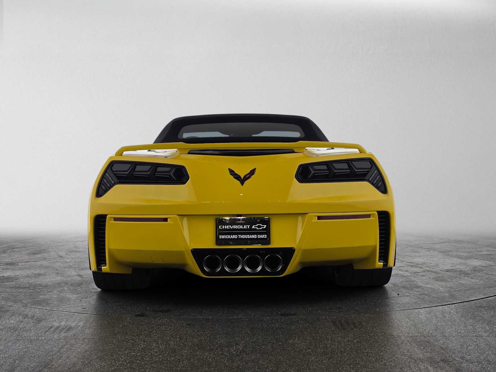Used 2016 Chevrolet Corvette Z06 w/ 3LZ Preferred Equipment Group RWD image 4