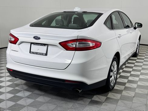 Used 2013 Ford Fusion S FWD image 5