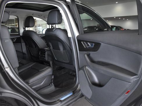 Used 2023 Audi Q7 2.0T Premium image 27