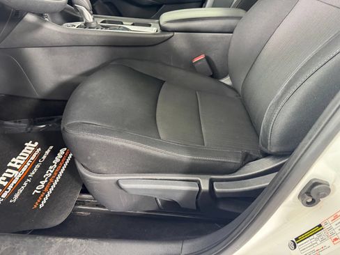 Used 2024 Nissan Sentra SV FWD image 14
