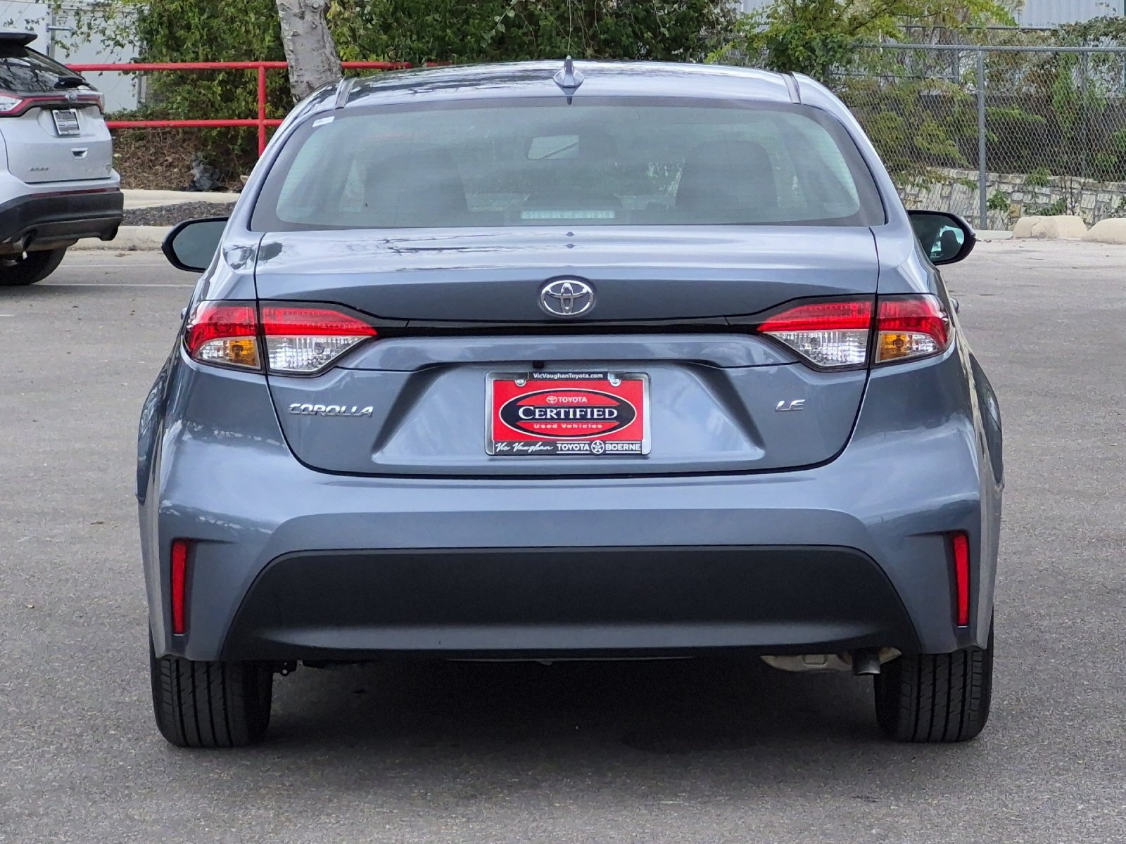 Used 2026 Toyota Corolla LE w/ LE Premium Package FWD image 4