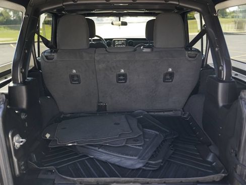 Used 2021 Jeep Wrangler Unlimited Sport AWD/4WD image 13