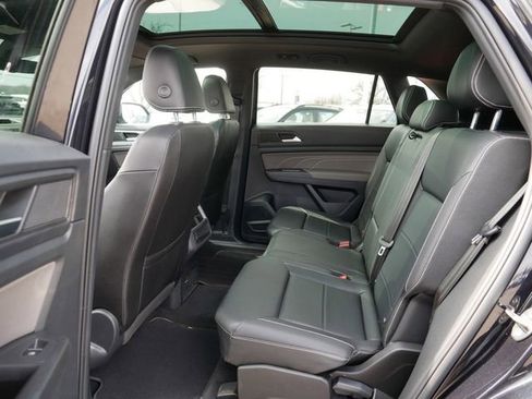 Certified 2023 Volkswagen Atlas Cross Sport SEL AWD/4WD image 16