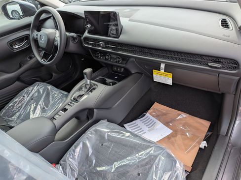 New 2026 Honda HR-V LX image 34