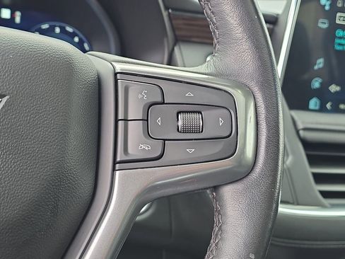 Used 2023 Chevrolet Suburban LT w/ LT Signature Plus Package image 23