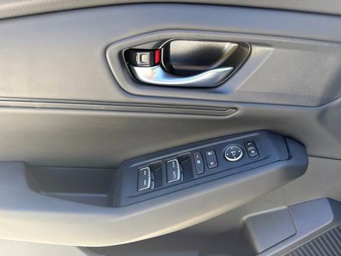 New 2025 Honda Accord SE image 13