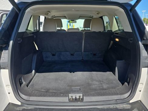 Used 2017 Ford Escape Titanium image 12